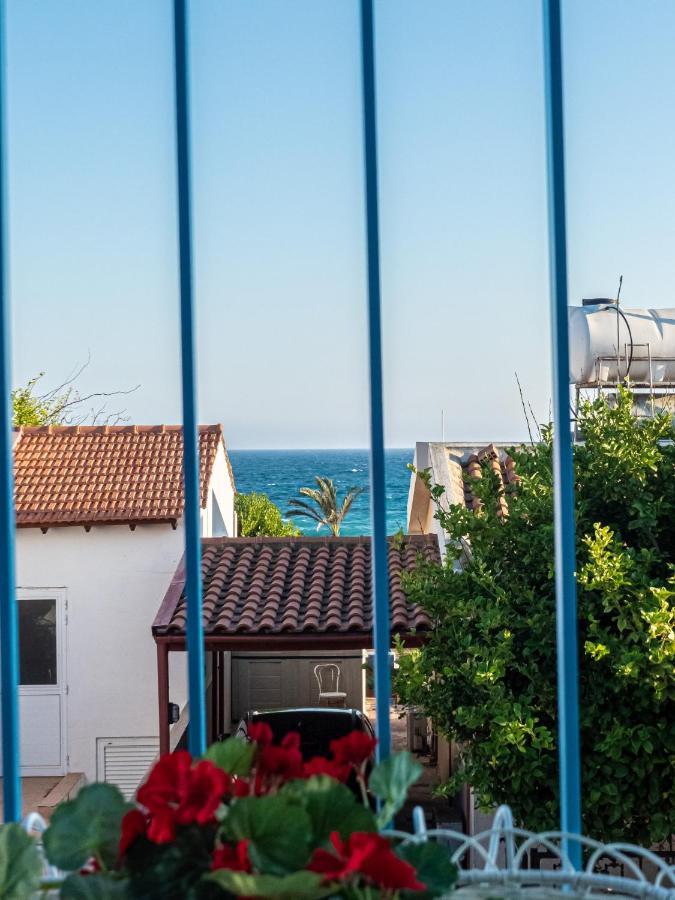 Greek Island Style 2 Bedroom Villa With Pool Next To The Sea Larnaca Ngoại thất bức ảnh