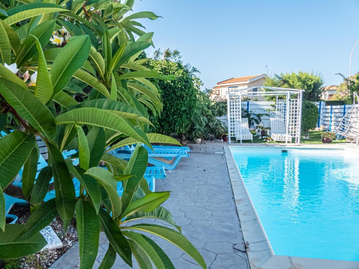 Greek Island Style 2 Bedroom Villa With Pool Next To The Sea Larnaca Ngoại thất bức ảnh